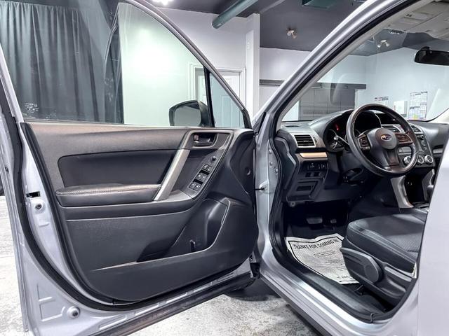 Photo of 2016 Ice Silver Metallic Subaru Forester