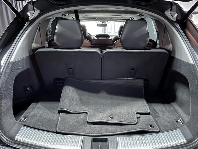 Photo of 2016 Gray Acura MDX