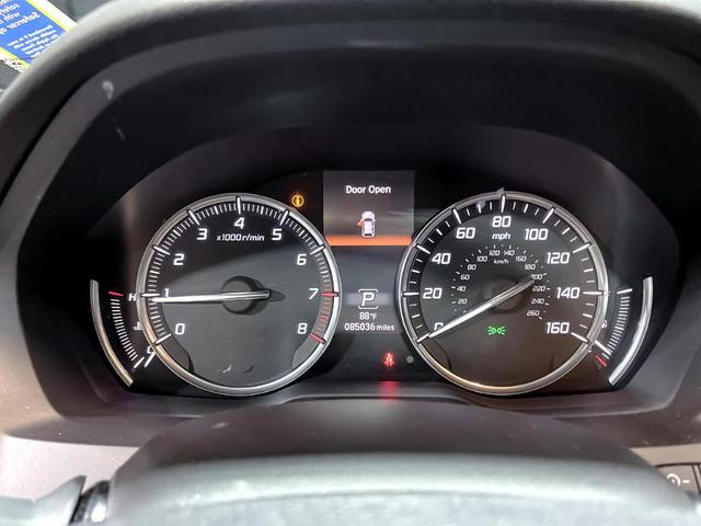 Photo of 2016 Gray Acura MDX