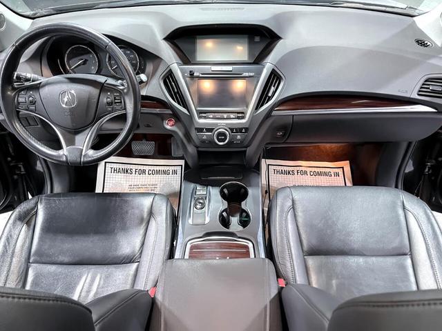 Photo of 2016 Gray Acura MDX