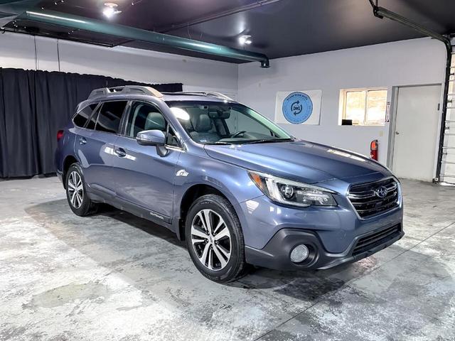 Photo of 2018 Twilight Blue Metallic Subaru Outback