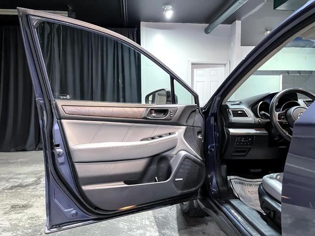 Photo of 2018 Twilight Blue Metallic Subaru Outback