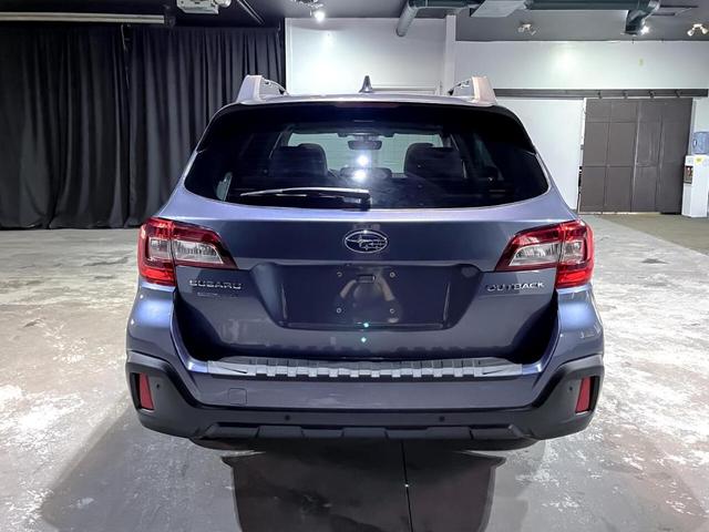 Photo of 2018 Twilight Blue Metallic Subaru Outback