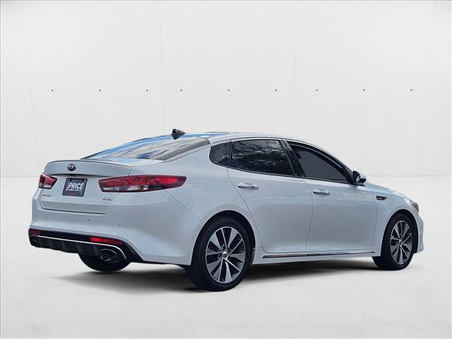 Photo of 2016 Snow White Pearl Kia Optima