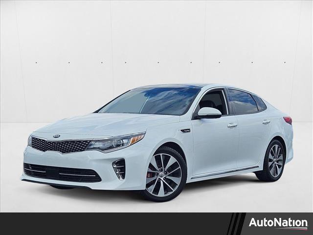 Photo of 2016 Snow White Pearl Kia Optima