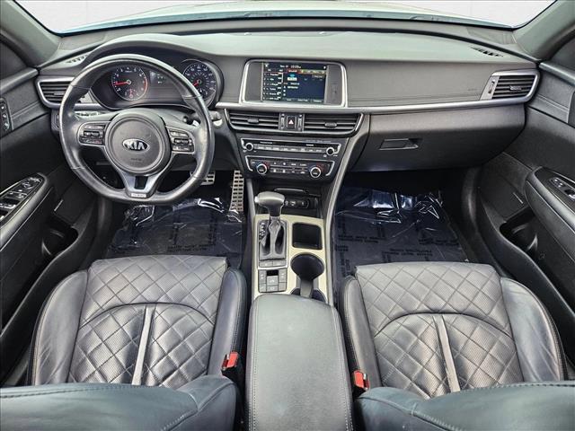 Photo of 2016 Snow White Pearl Kia Optima