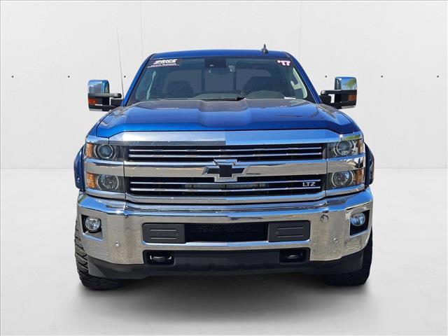 Photo of 2017 Deep Ocean Blue Me Chevrolet Silverado 2500
