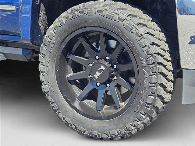 Photo of 2017 Deep Ocean Blue Me Chevrolet Silverado 2500