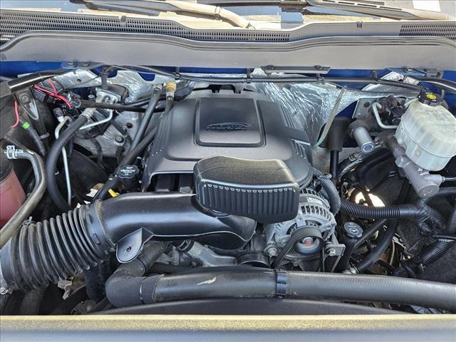 Photo of 2017 Deep Ocean Blue Me Chevrolet Silverado 2500