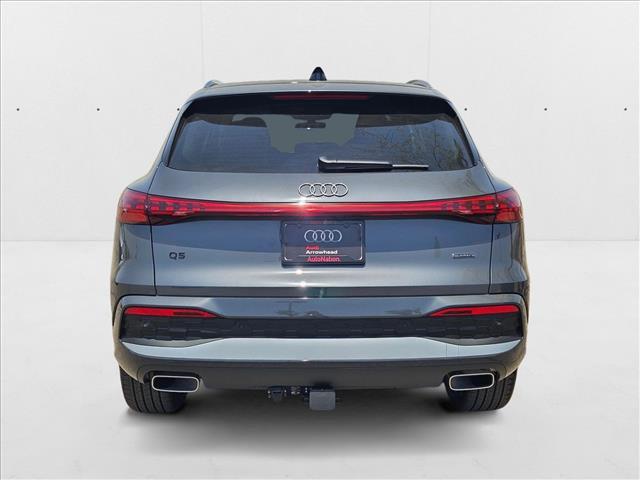 Photo of 2025 Tambora Gray Metallic Audi Q5