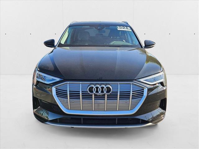 Photo of 2023 Mythos Black Metallic Audi e-tron