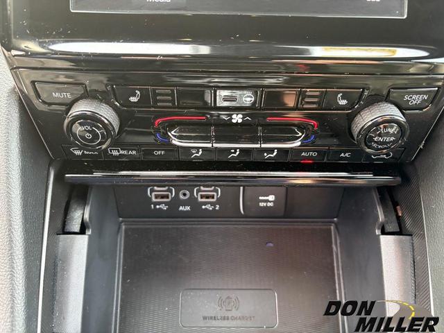 Photo of 2025 Metallic Jeep Grand Cherokee L