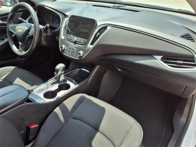 Photo of 2023 Summit White Chevrolet Malibu