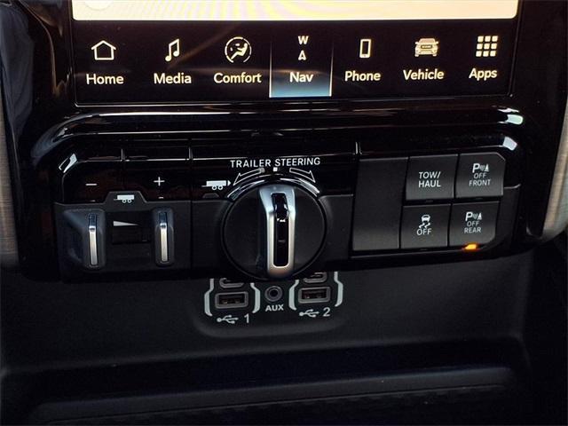 Photo of 2023 Bright White Clearcoat RAM 1500