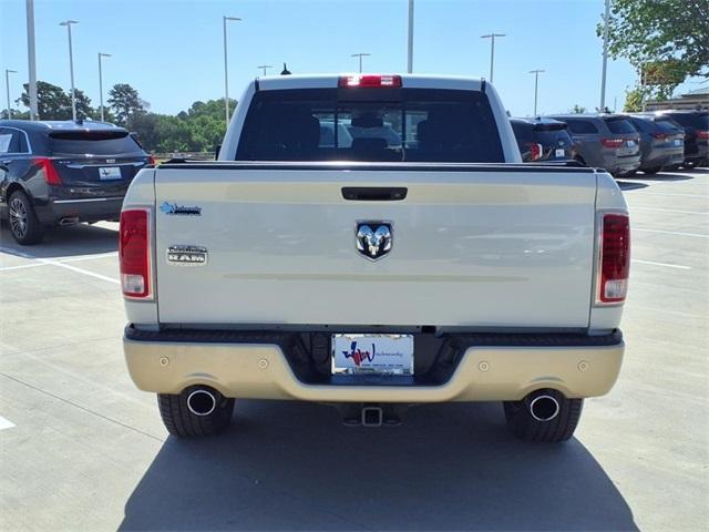 Photo of 2017 Pearl White RAM 1500