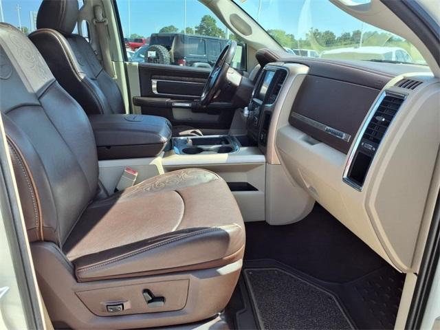 Photo of 2017 Pearl White RAM 1500