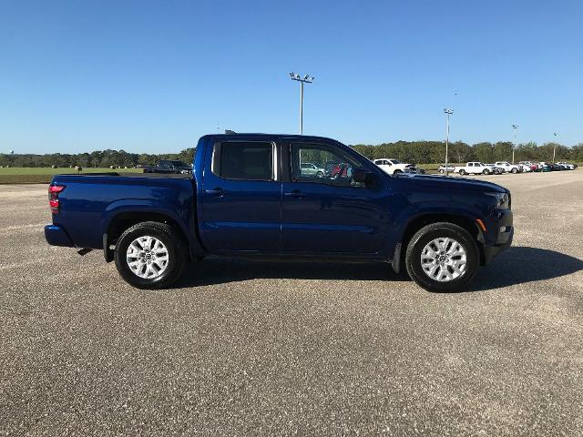 Photo of 2023 Deep Blue Pearl Nissan Frontier