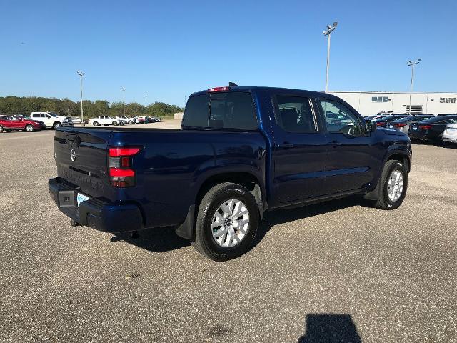 Photo of 2023 Deep Blue Pearl Nissan Frontier