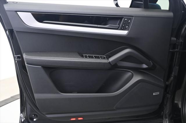 Photo of 2024 Black Porsche Cayenne