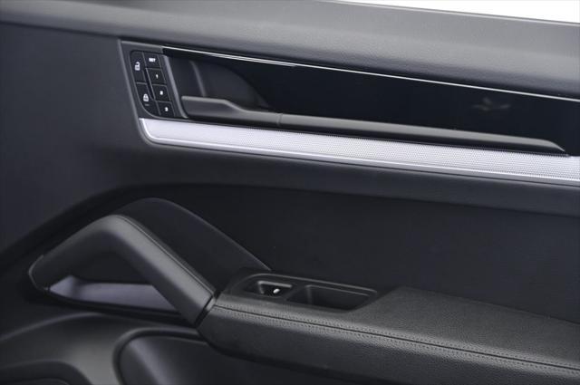 Photo of 2024 Black Porsche Cayenne