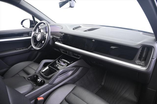 Photo of 2024 Black Porsche Cayenne