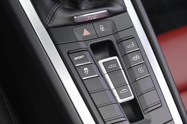 Photo of 2021 Agate Grey Metallic Porsche 718 Boxster