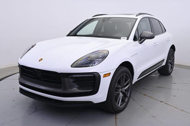 Photo of 2025 White Porsche Macan