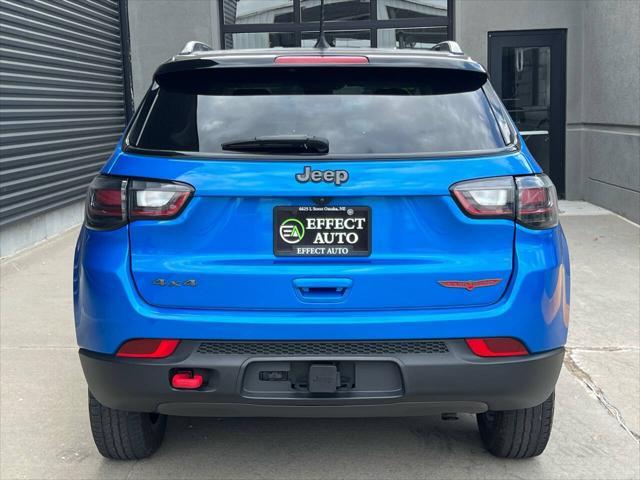 Photo of 2022 Laser Blue Pearlcoat Jeep Compass