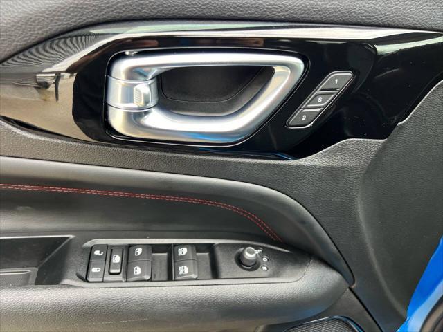 Photo of 2022 Laser Blue Pearlcoat Jeep Compass