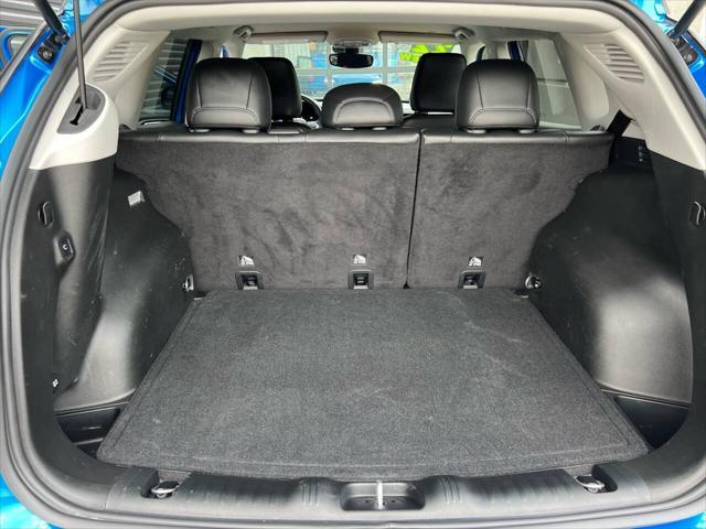 Photo of 2022 Laser Blue Pearlcoat Jeep Compass
