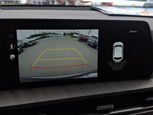 Photo of 2023 Dark Moss Kia Telluride
