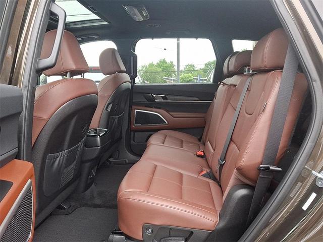 Photo of 2023 Dark Moss Kia Telluride