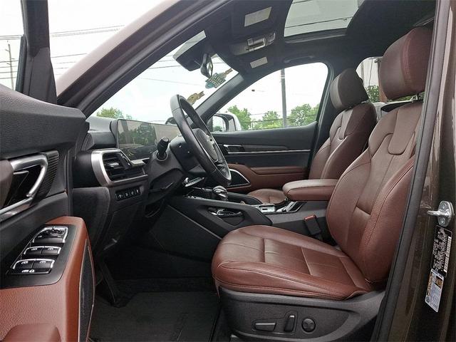 Photo of 2023 Dark Moss Kia Telluride
