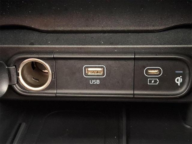 Photo of 2023 Dark Moss Kia Telluride