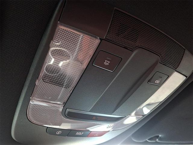 Photo of 2023 Glacial White Pearl Kia K5