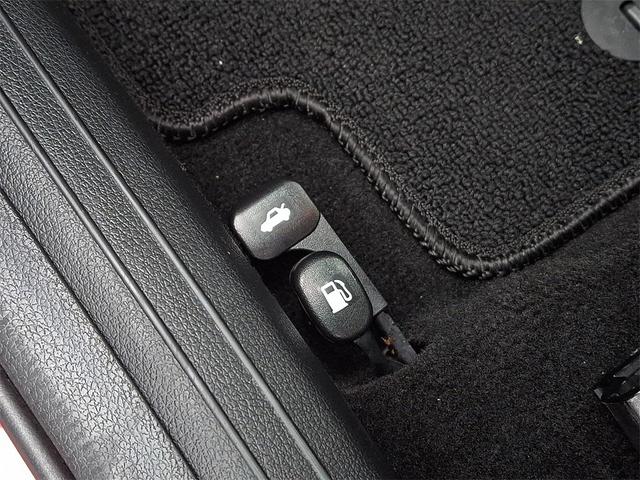 Photo of 2023 Currant Red Kia Forte