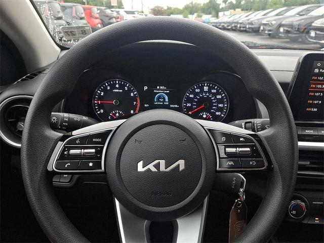 Photo of 2023 Currant Red Kia Forte