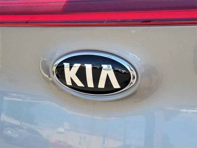 Photo of 2022 Steel Gray Kia Sportage