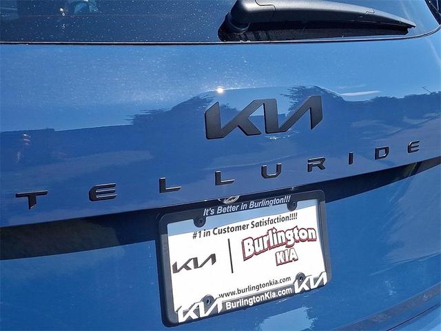 Photo of 2025 Midnight Black Kia Telluride