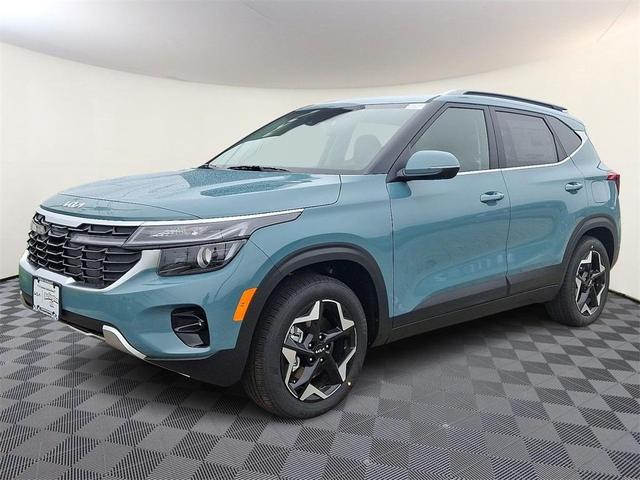 Photo of 2025 Blue Kia Seltos