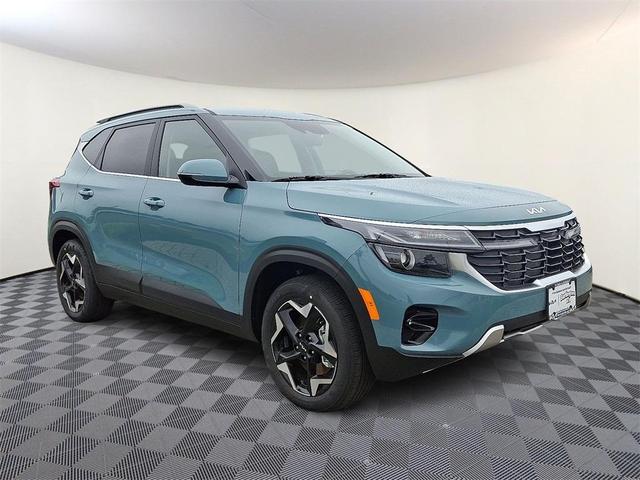 Photo of 2025 Blue Kia Seltos