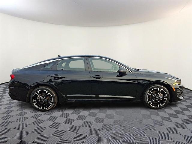 Photo of 2023 Ebony Black Kia K5
