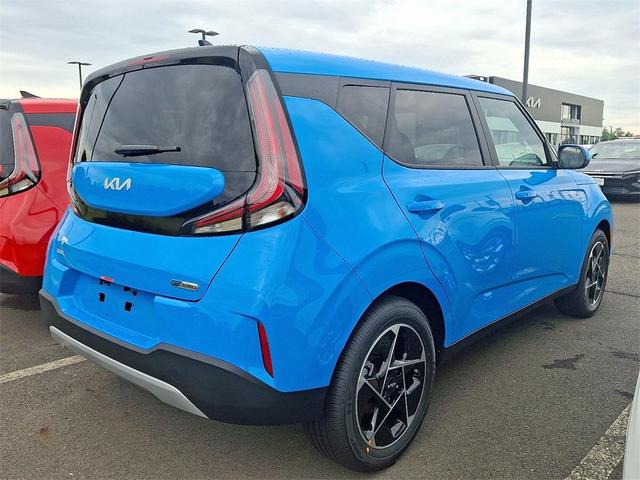 Photo of 2025 Surf Blue Kia Soul