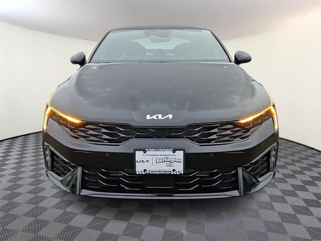 Photo of 2026 Aurora Black Pearl Kia K5