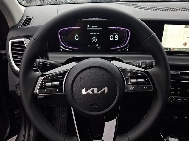 Photo of 2025 Steel Gray Kia Seltos