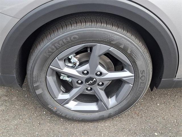 Photo of 2025 Steel Gray Kia K4