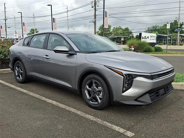 Photo of 2025 Steel Gray Kia K4