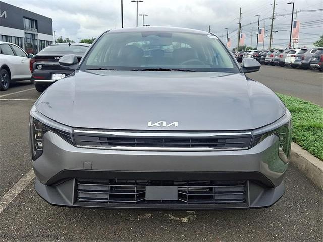 Photo of 2025 Steel Gray Kia K4