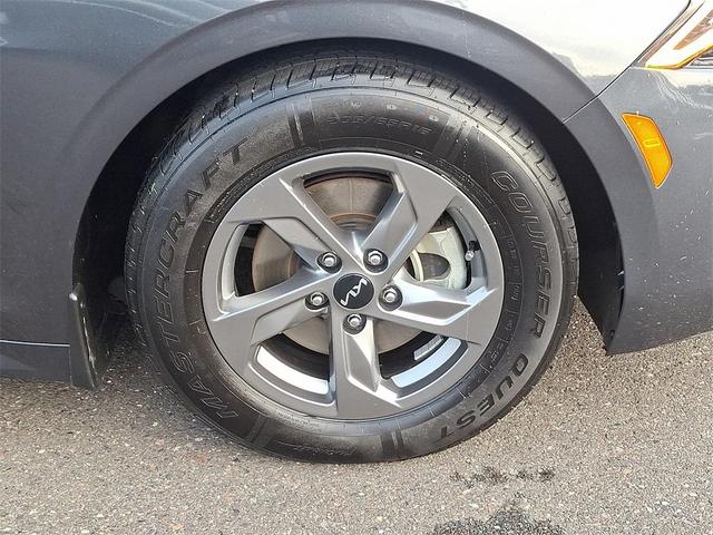 Photo of 2023 Gravity Gray Kia K5