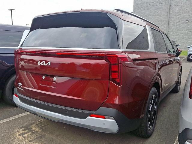 Photo of 2026 Flare Red Kia Carnival